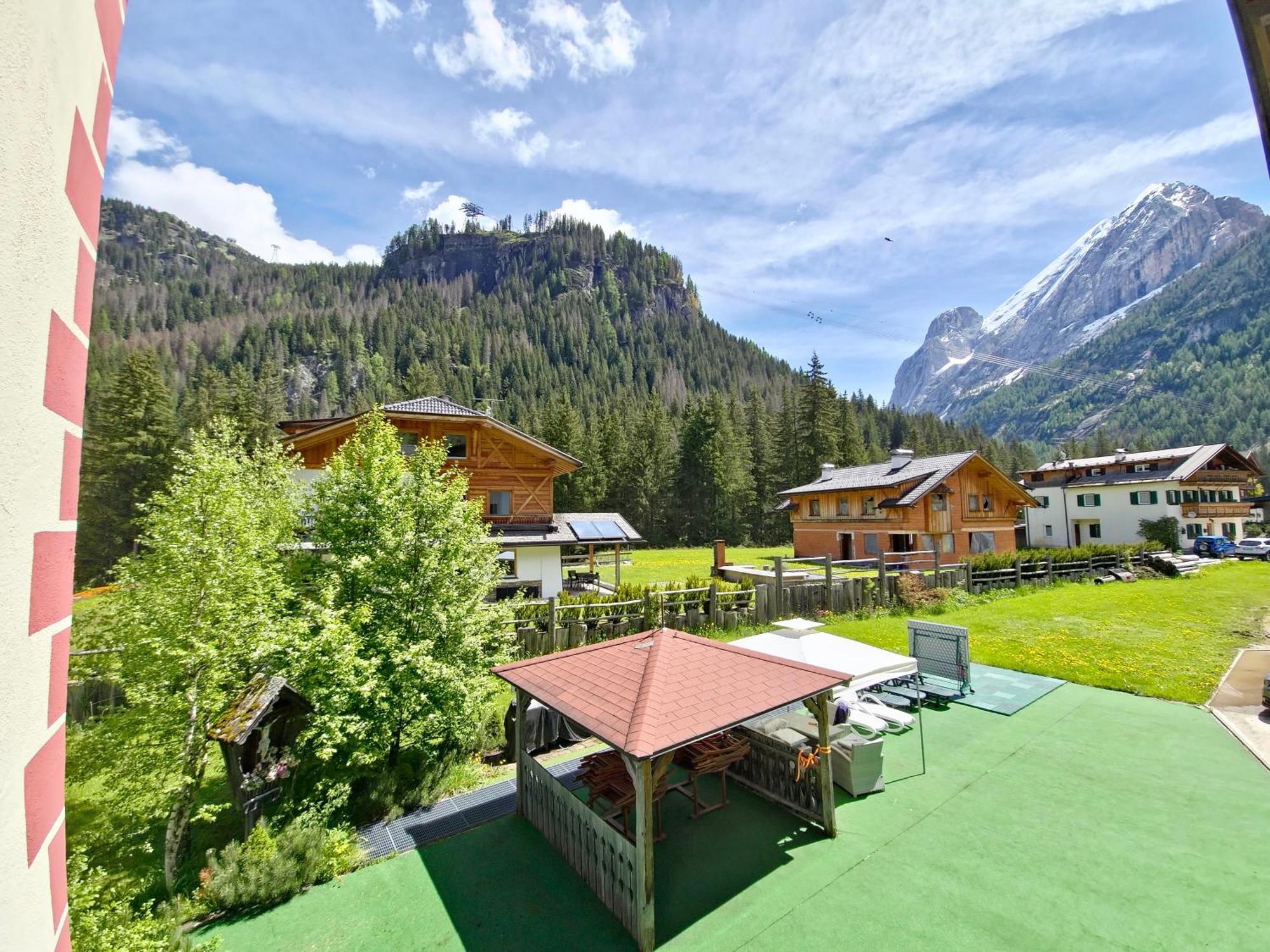 Residence Villa Flora By Ama Val Di Fassa Canazei Exteriör bild
